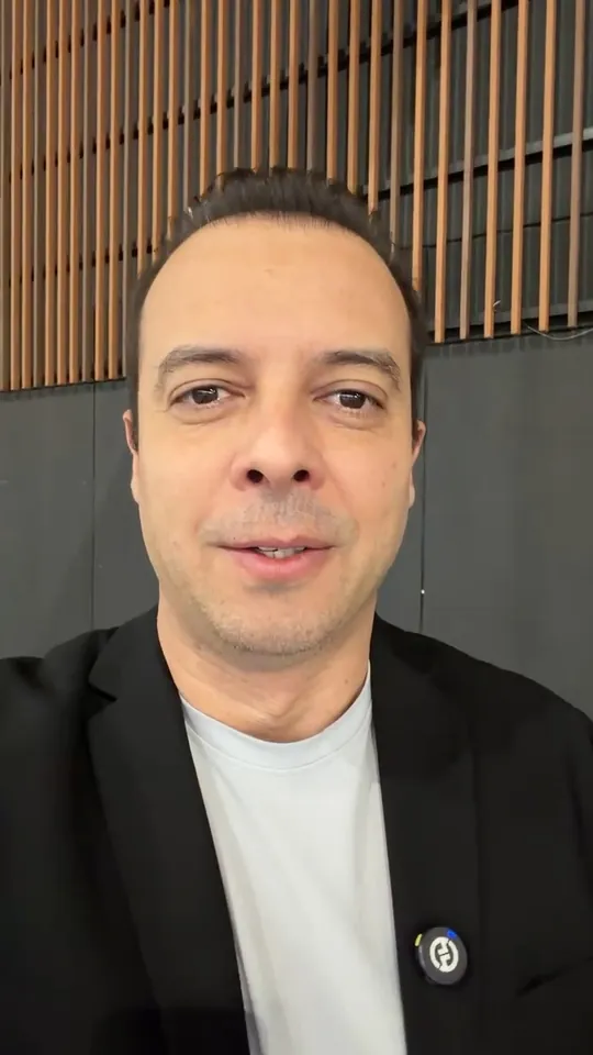 Rodrigo Oliveira, diretor da Pl&aacute;stico Virtual